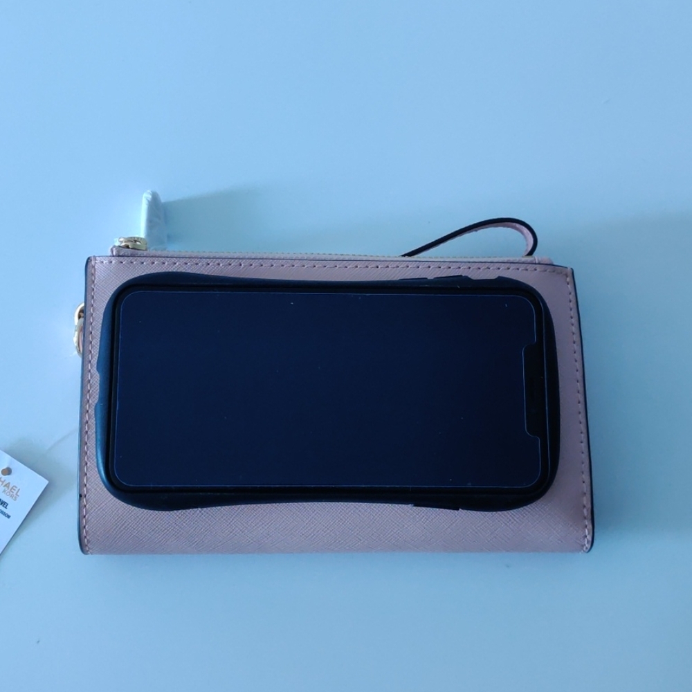 Michael Kors JST Large Double Zip Wristlet - Picture 7 of 8